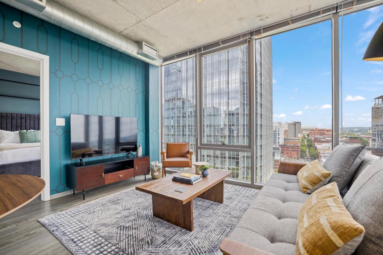 Placemakr Premier Sobro Nashville Exterior photo A staged living room at 1001 Burnet