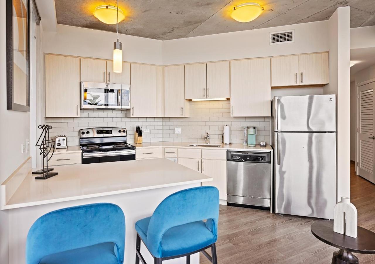 Placemakr Premier Sobro Nashville Exterior photo Kitchen